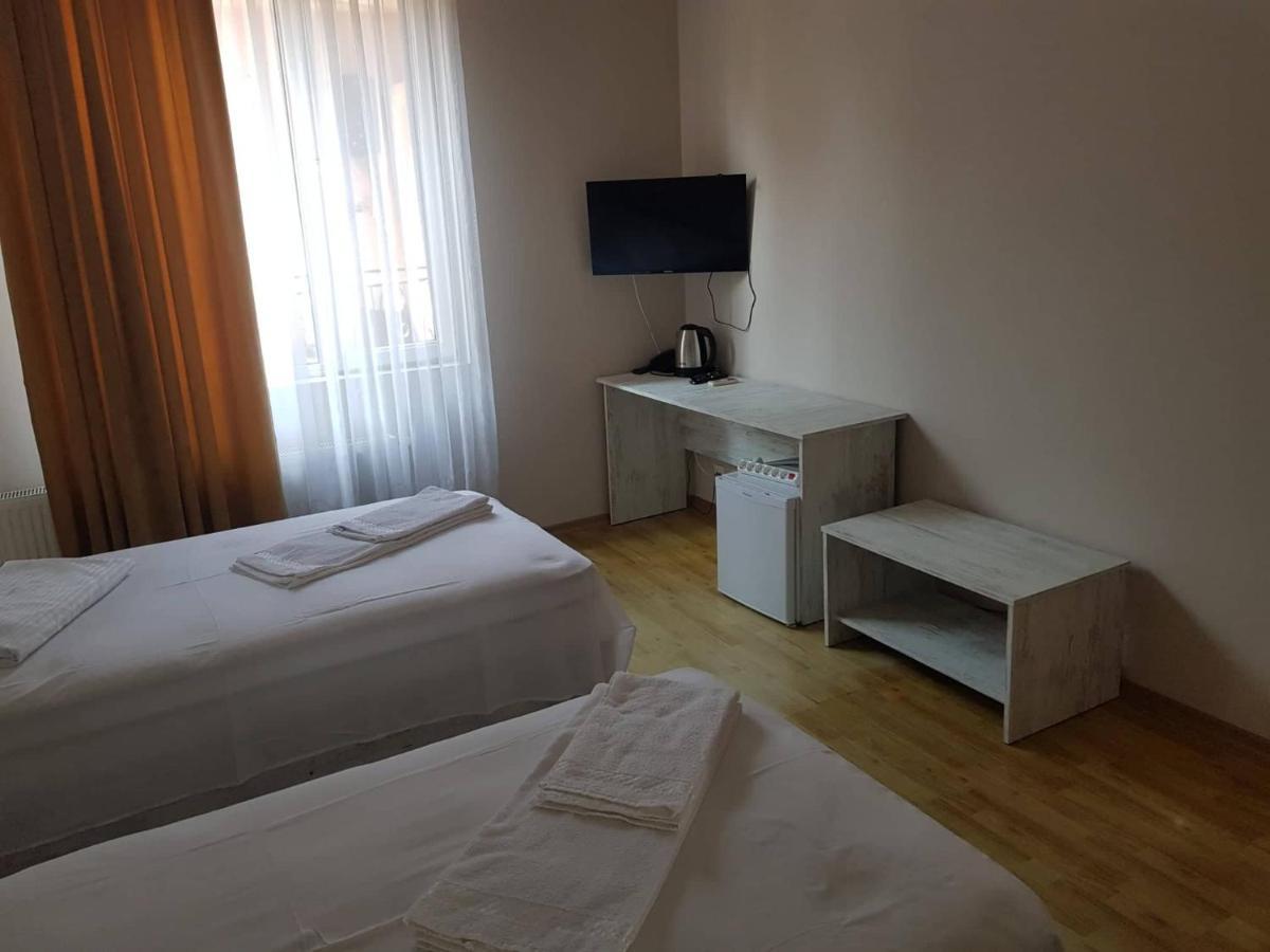 Prime Hotel Batumi Exteriör bild